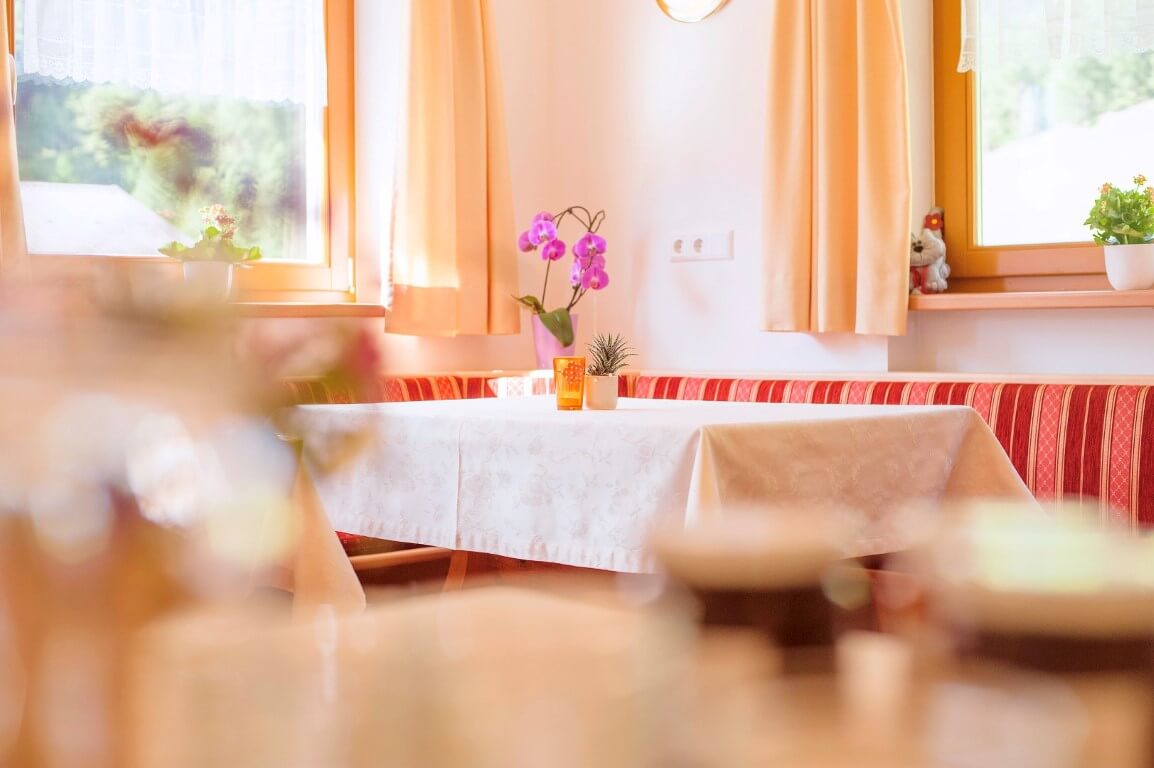 innerglieshof_fruehstuecksraum_DSC7017 Kopie